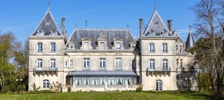 Château de Mirambeau France